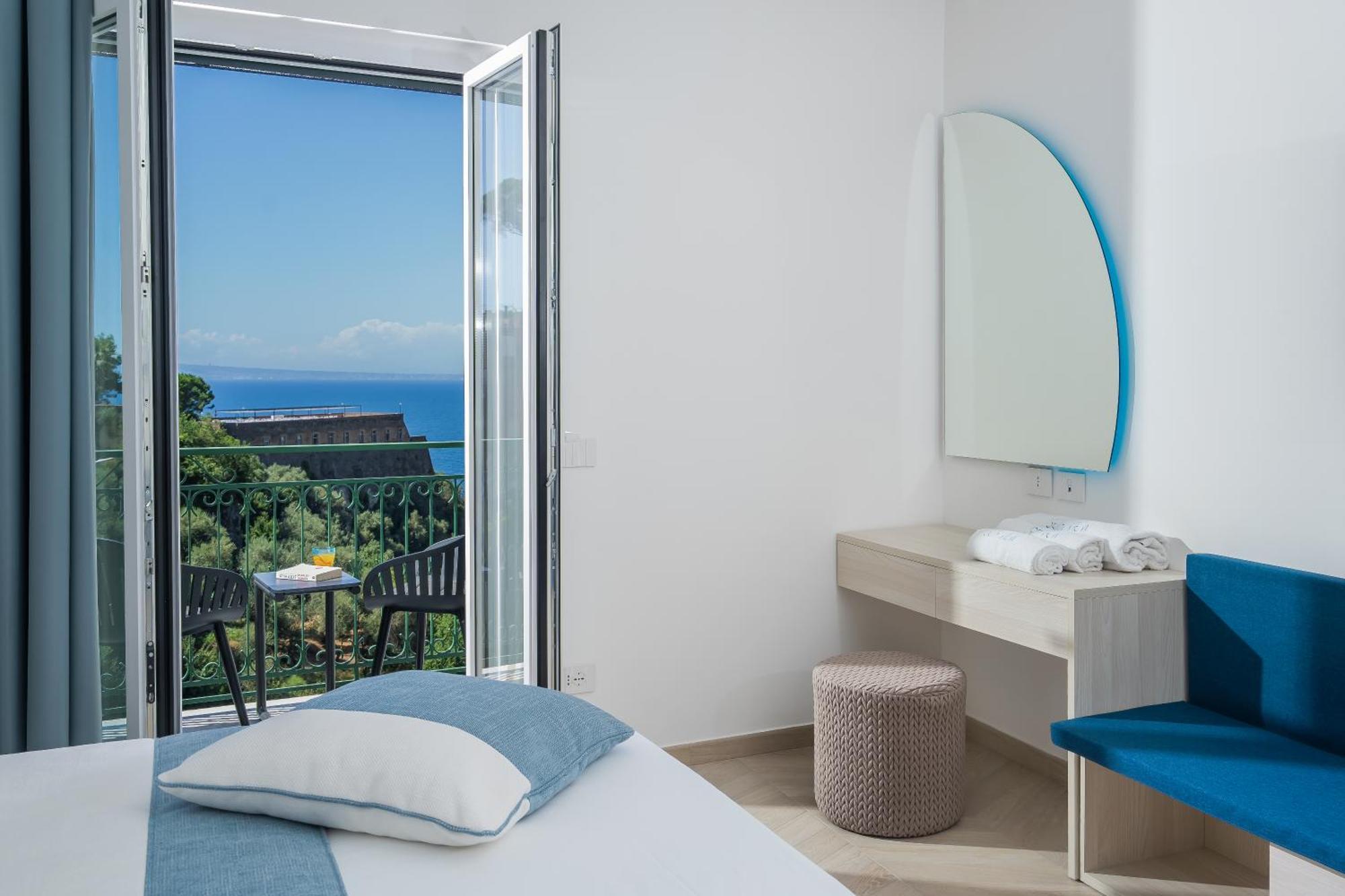 Sea View Deluxe Apartments Vico Equense Zewnętrze zdjęcie