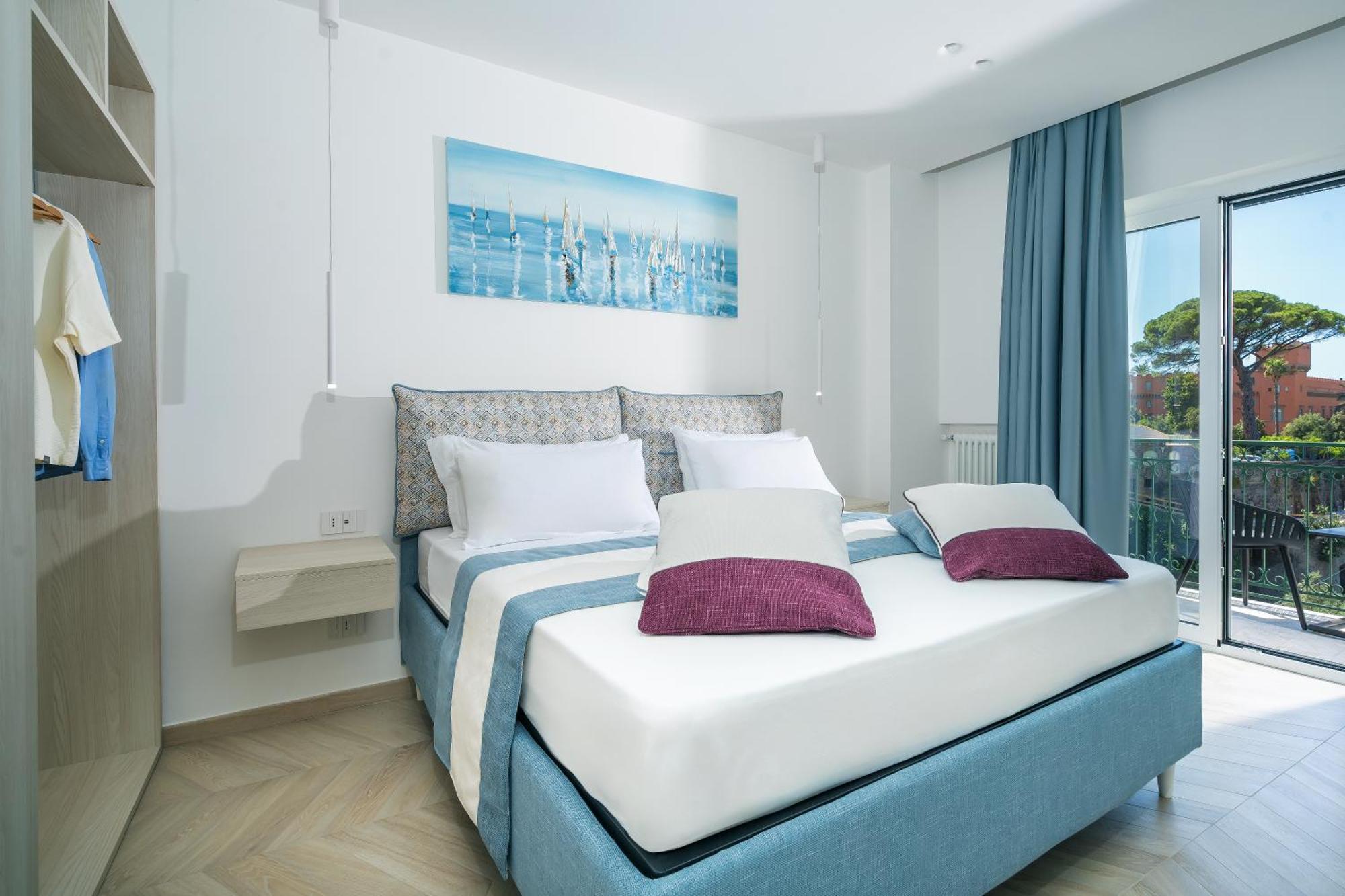 Sea View Deluxe Apartments Vico Equense Zewnętrze zdjęcie